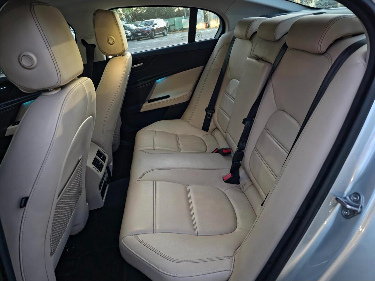 Jaguar XE 2.0 D 180 CV aut. Landmark Edition 2019-E6 Automatico