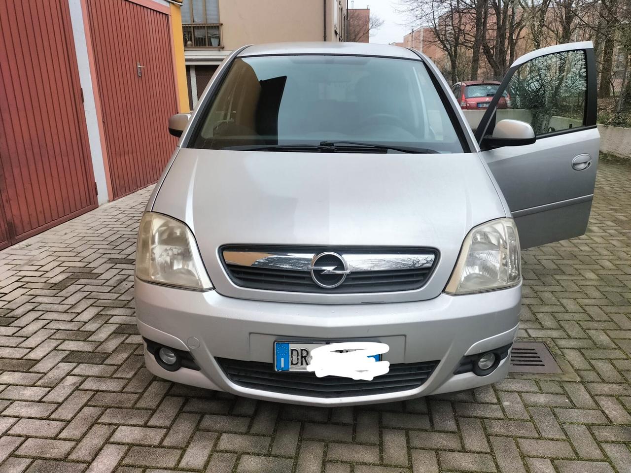 Opel Meriva 1.4 16V Cosmo OK NEOPATENTATI