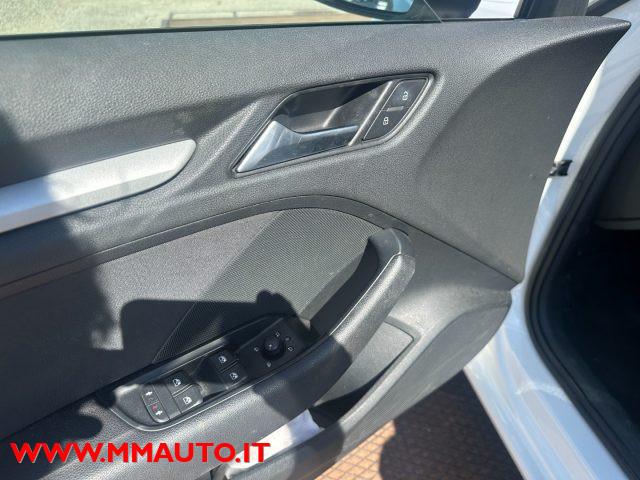 AUDI A3 SPB 30 TDI S tronic NAVIG!!!!!