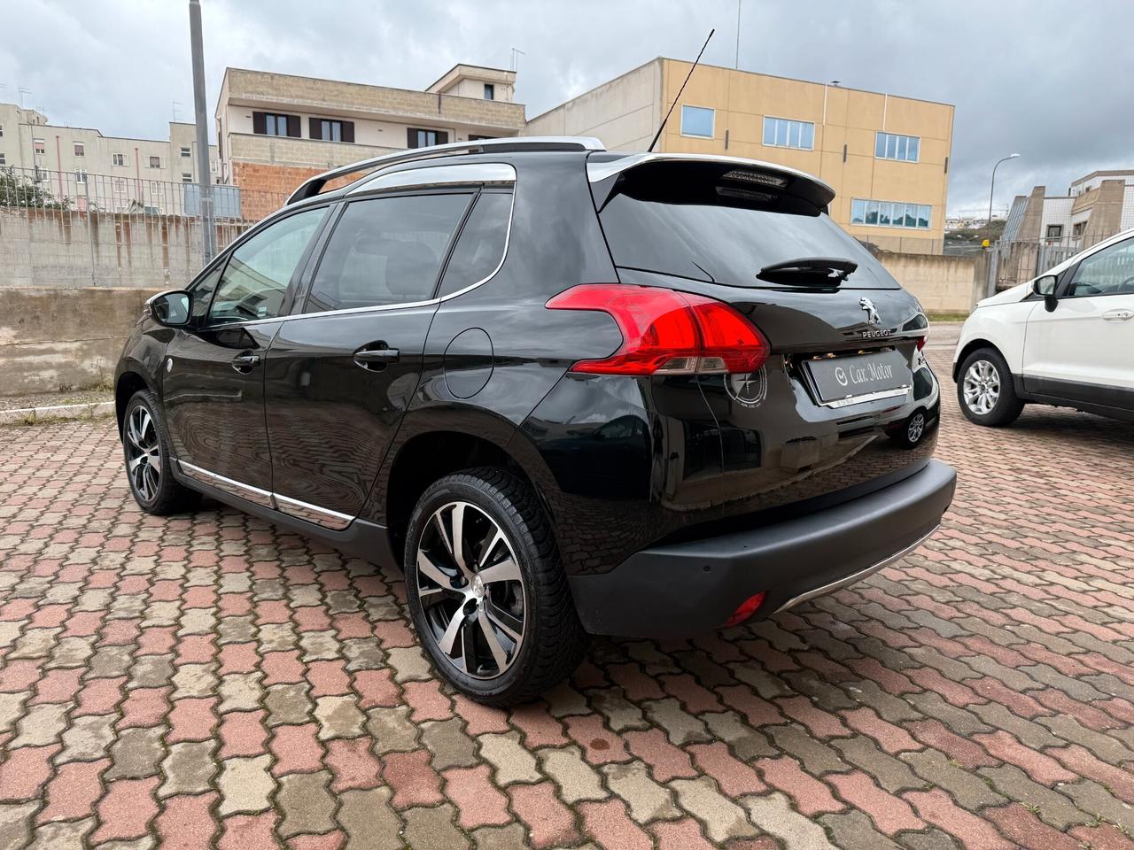 Peugeot 2008 BlueHDi 120 S&S Tetto Pelle JBL Luci Ambiente