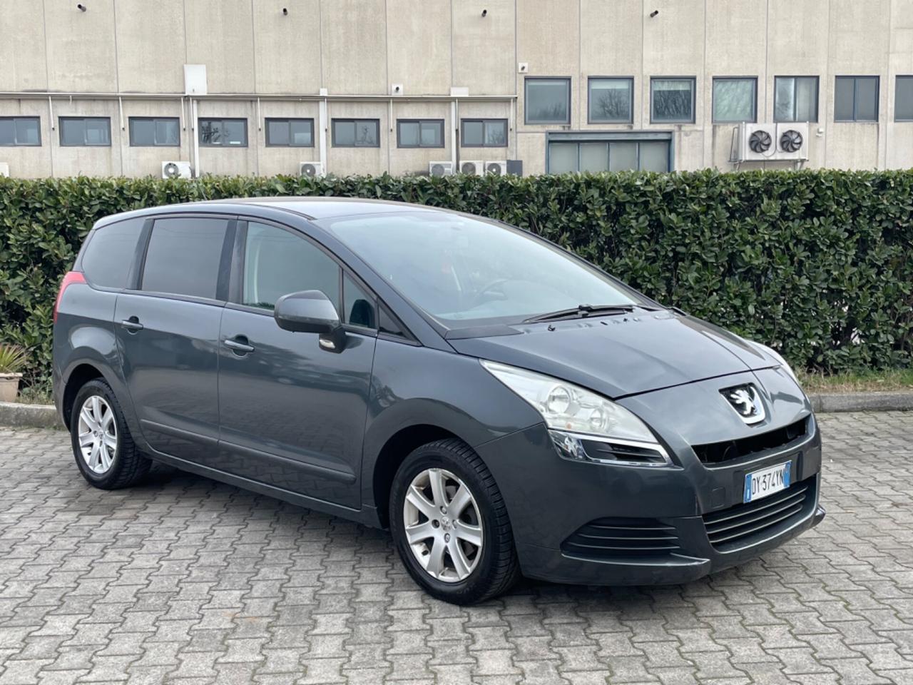 Peugeot 5008 1.6 HDi 110CV 7 Posti