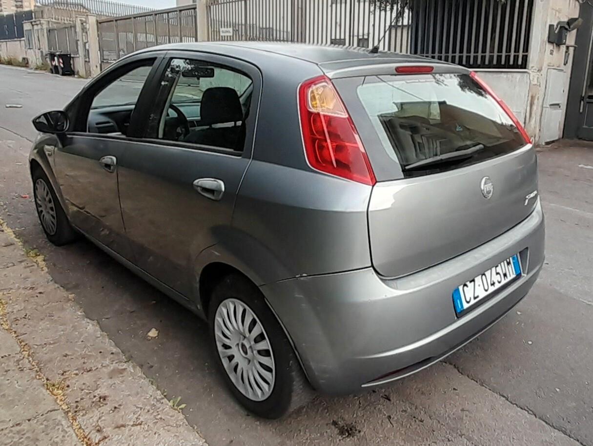 Fiat Grande Punto 1.3 MJT 90 CV 5 porte Dynamic