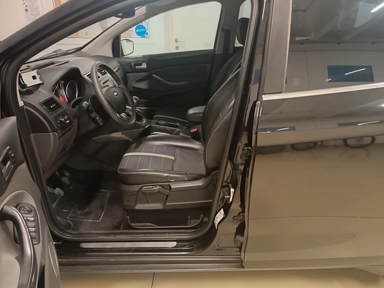 Ford Kuga 2.0 TDCi 136 CV 4WD Titanium DPF