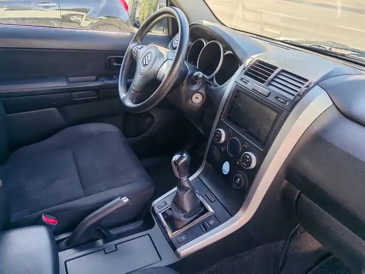 Suzuki Grand Vitara 2.4 3 porte Offroad