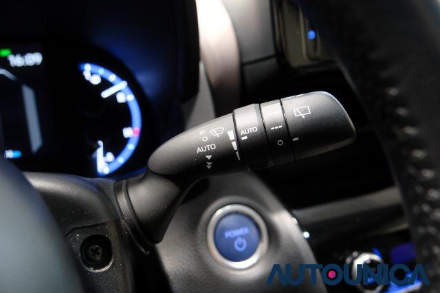 TOYOTA Yaris Cross 1.5 HYBRID E-CVT AWD-I 4x4 LOUNGE TETTO PANORAMA