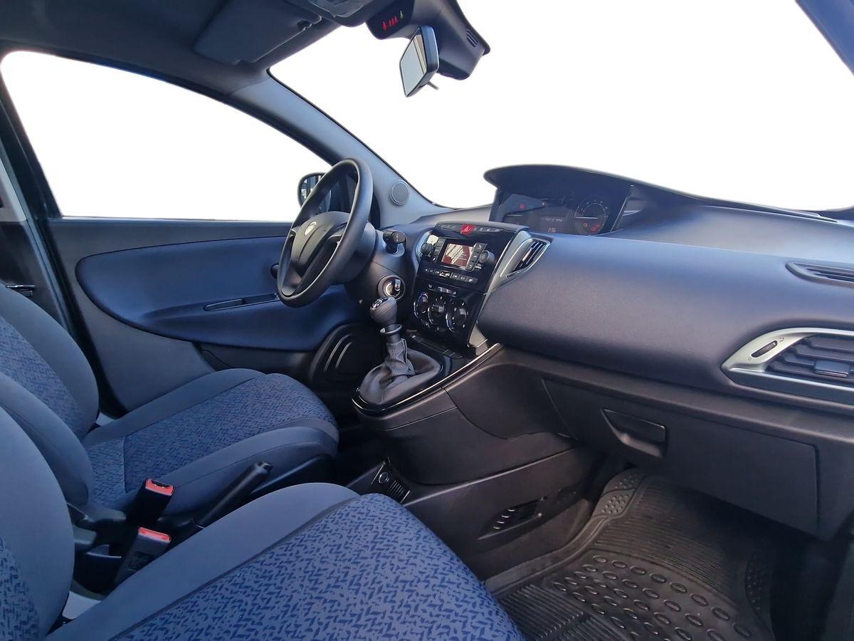 LANCIA YPSILON 1.0 IBRIDO ORO