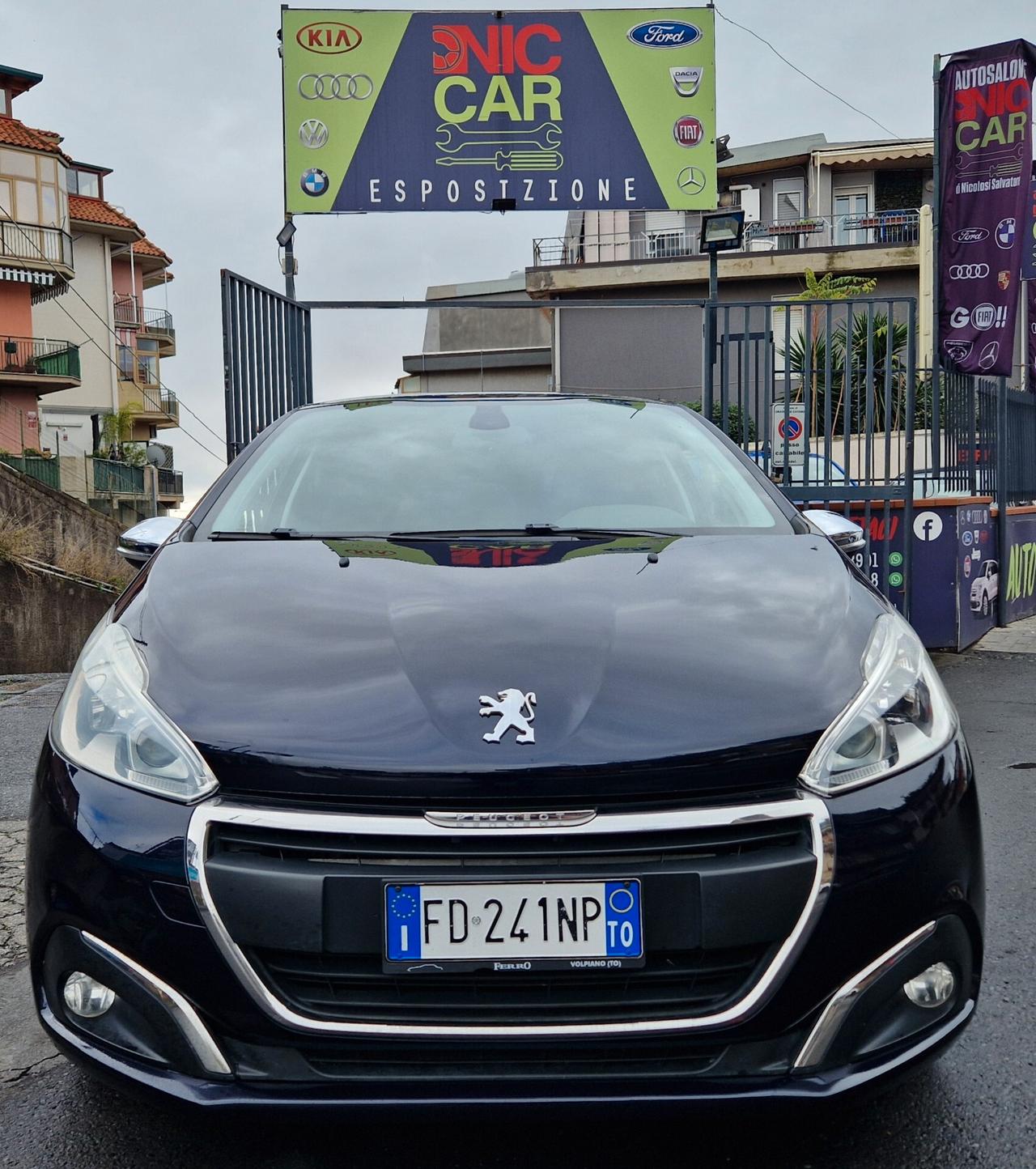 Peugeot 208 BlueHDi 100 5 porte Allure