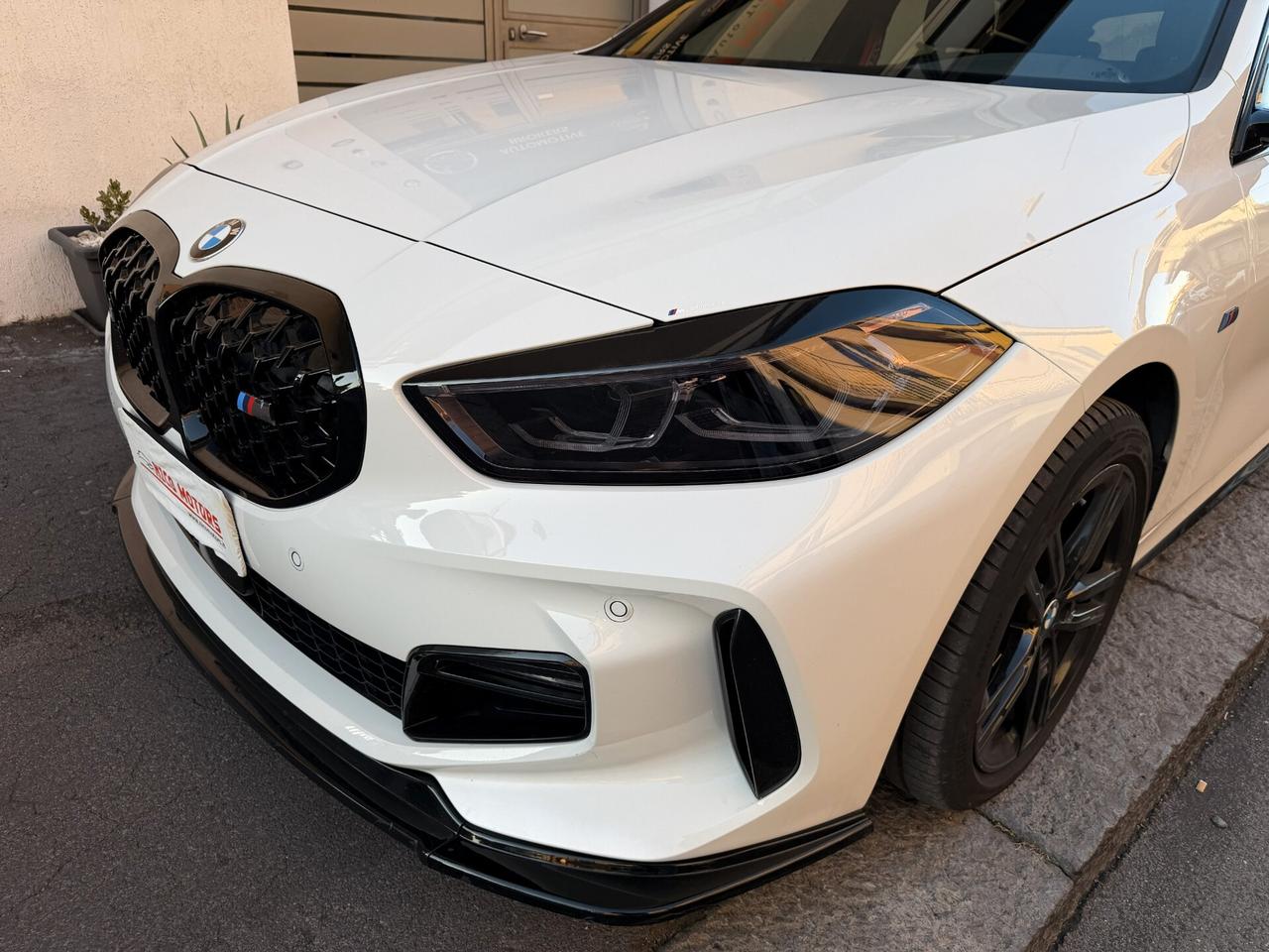 Bmw 116 116d 5p. Msport