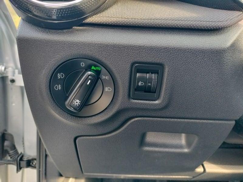 Škoda Fabia 1.0 MPI Evo 59KW YOUNG EDITION