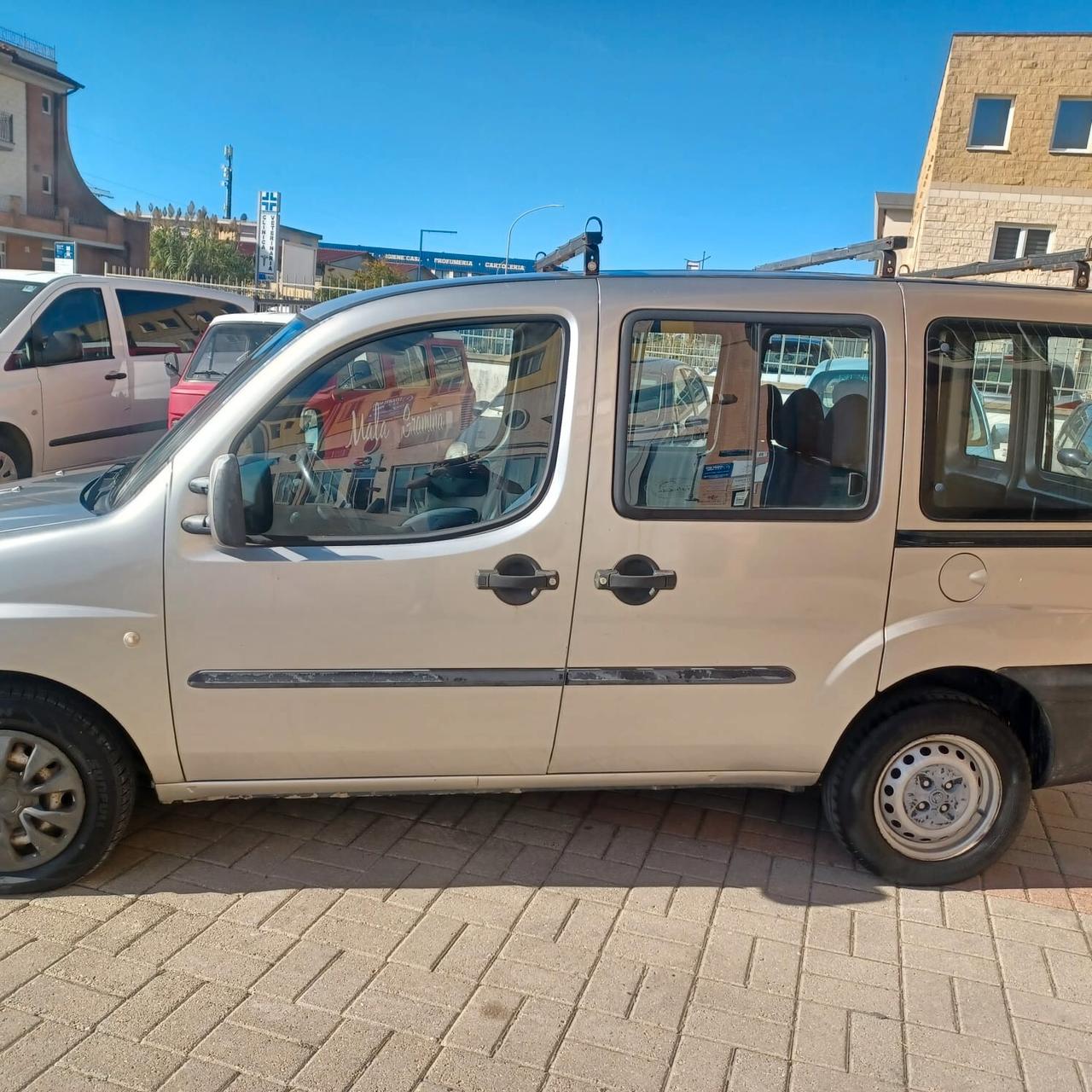 183058km DOBLO 1.9 ASPIRATO BUONO STATO