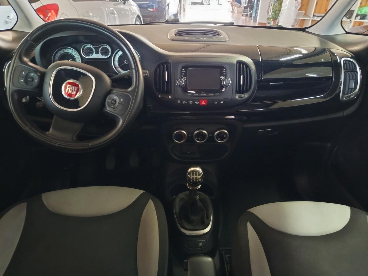 Fiat 500L 1.4 95 CV Lounge, 122 Mila chilometri ok neopatentati