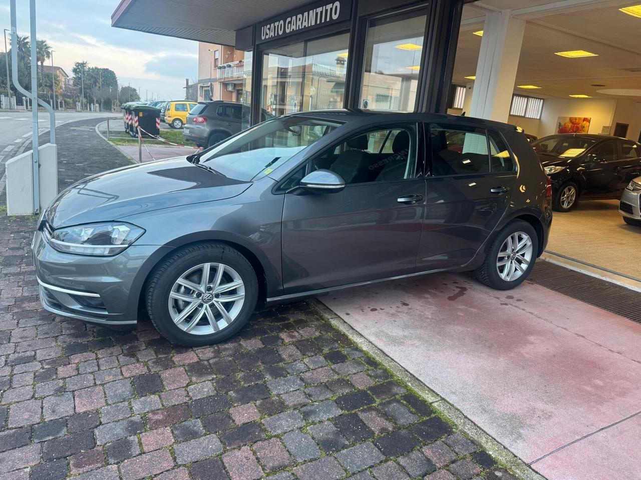 Volkswagen Golf 1.6 TDI 115 CV DSG 5p. Executive