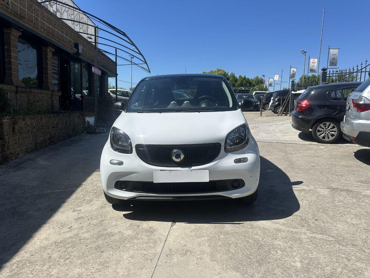SMART Forfour 60 1.0 Black Passion