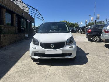 SMART Forfour 60 1.0 Black Passion