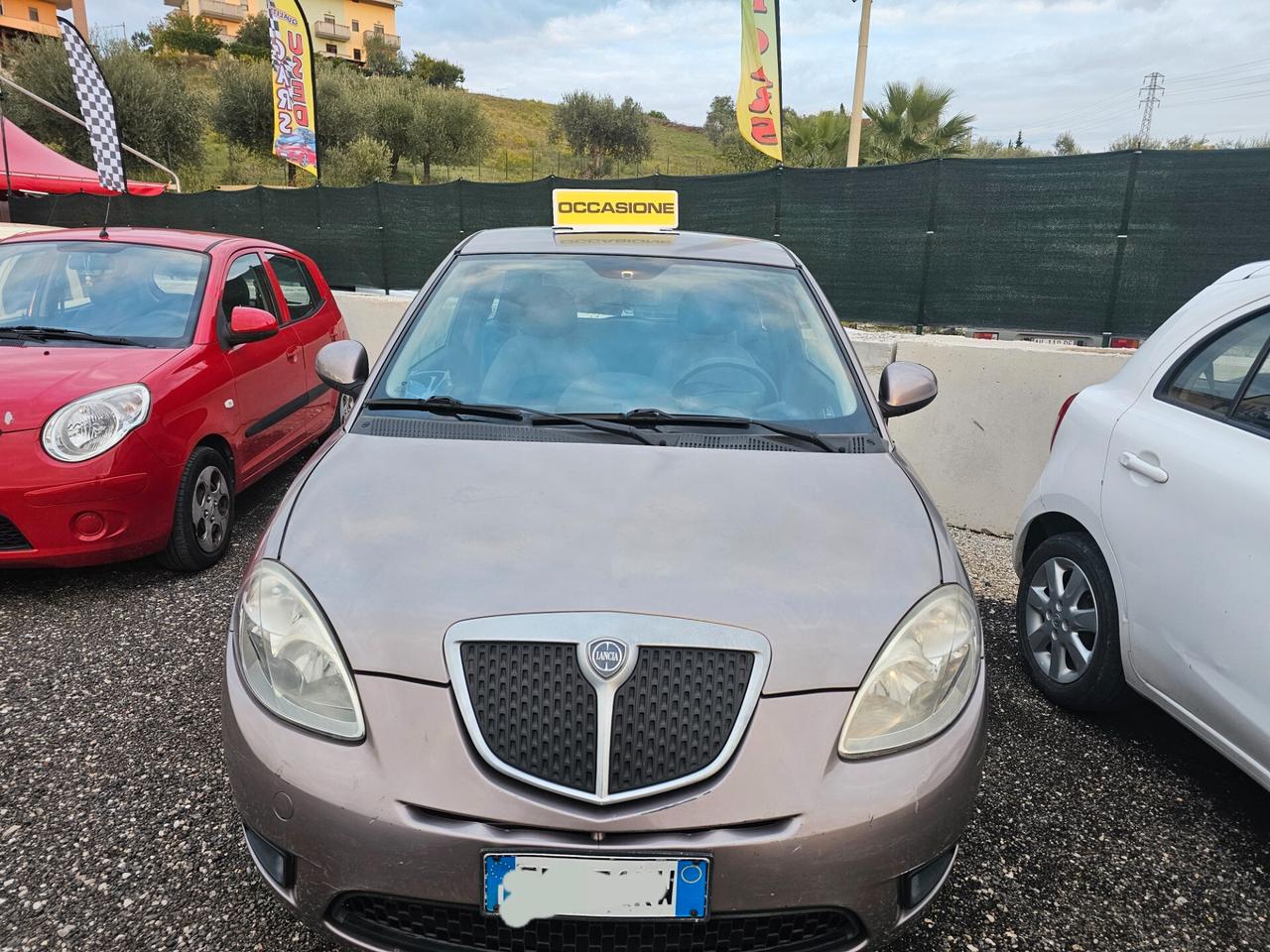 Lancia Ypsilon 1.2 69 CV Unyca