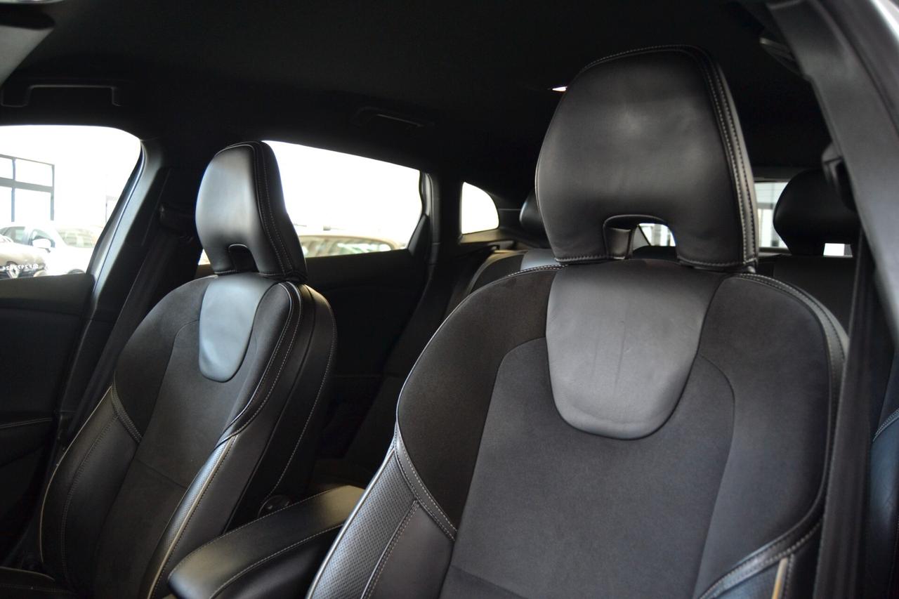 Volvo V40 D2 1.6 R-Design UniPro/Navi/Xenon/Cruse/Pelle