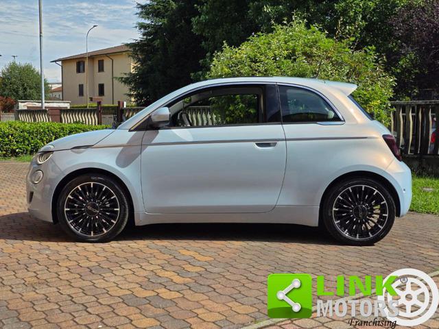 FIAT 500e 42 kWh 118 CV La Prima