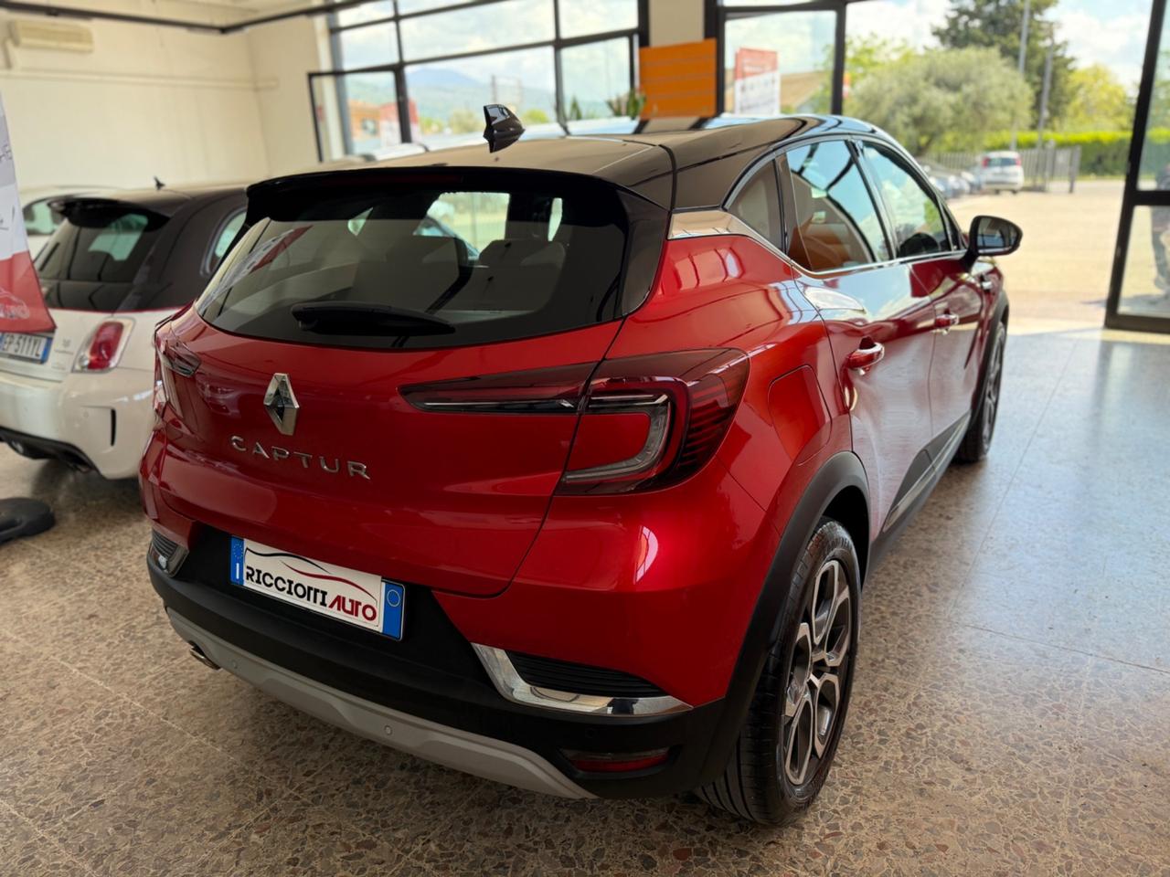 Renault Captur TCe 100 CV GPL Intens
