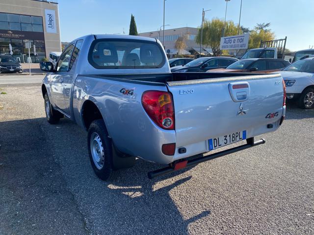 MITSUBISHI L200 2.5 DI-D/136CV Club Cab Invite