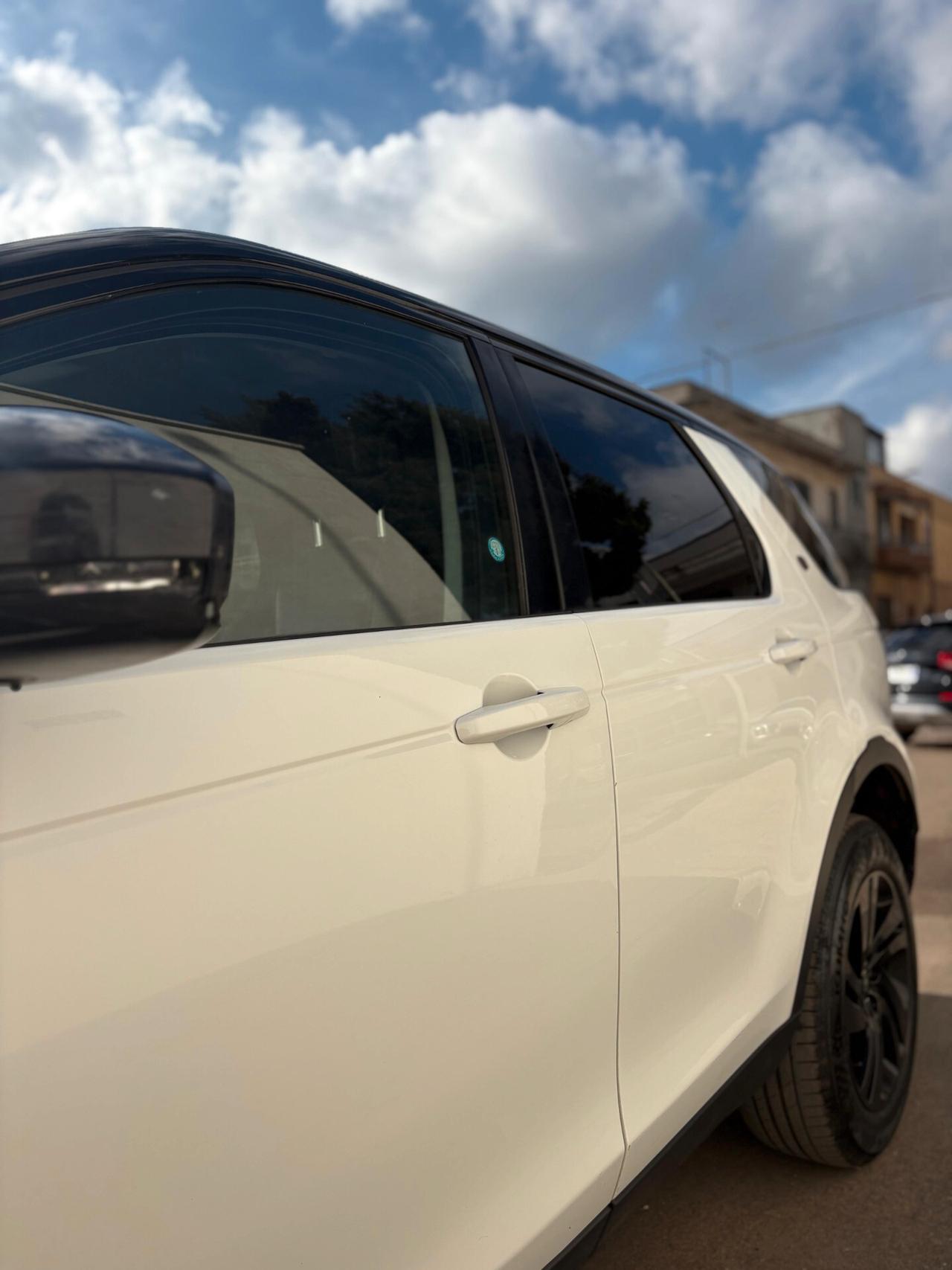 Land Rover Discovery Sport 2.0 td4 HSE LUXURY awd 150cv AUTOMATICA ,NAVI,TELECAMERA,PELLE,FARI LED,KM CERTIFICATI!