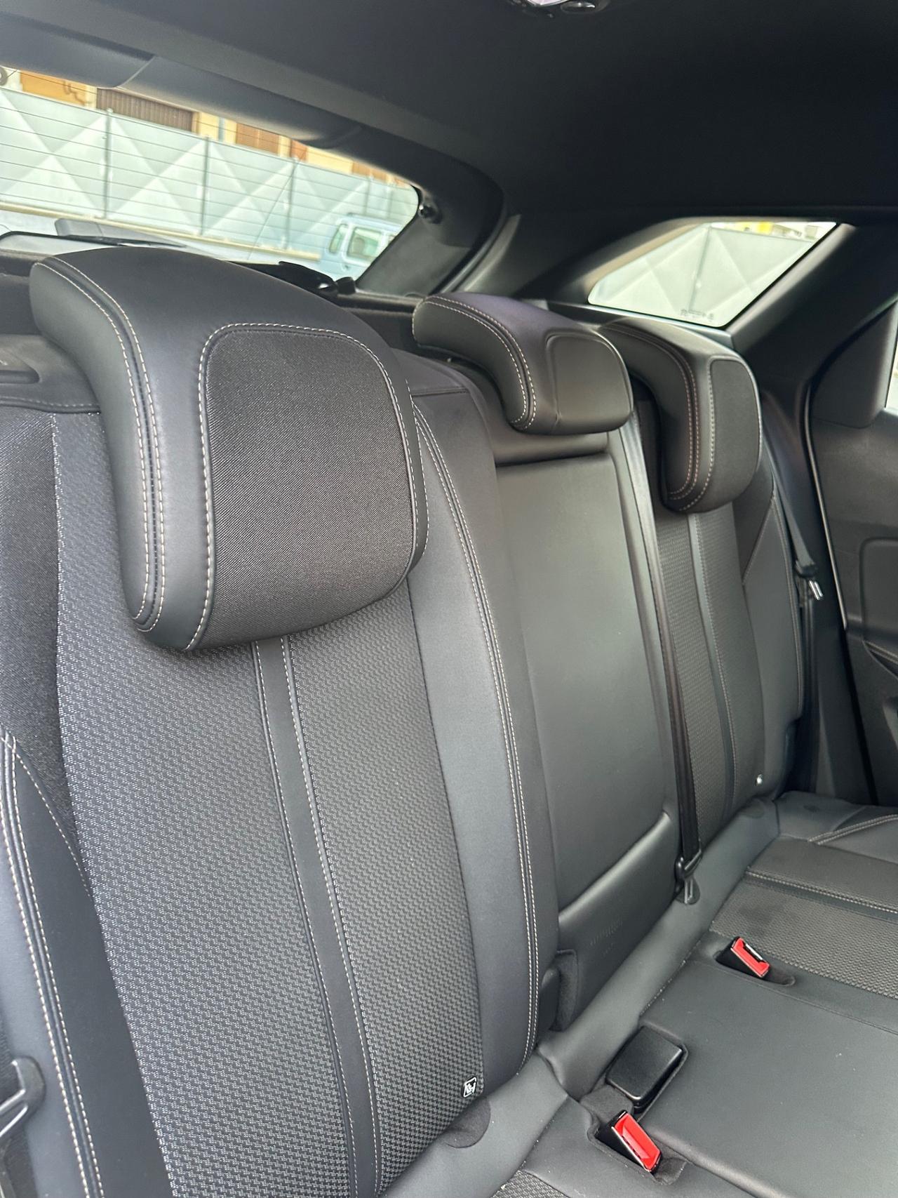 Peugeot 3008 BlueHDi 130 S&S EAT8 GT