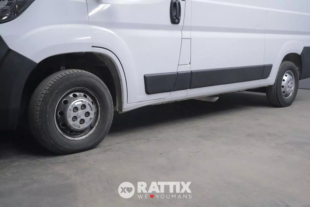 Peugeot Boxer 330 2.2 bluehdi 140CV L2H2 autocarro (IVA ESCLUSA)