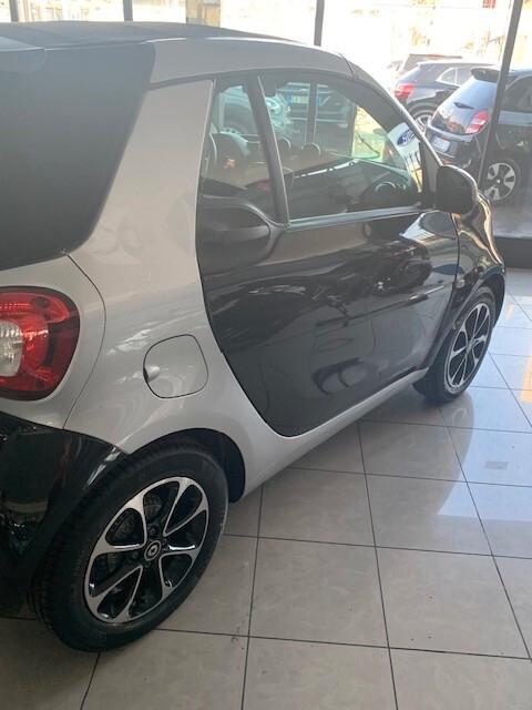 Smart ForTwo 70 1.0 twinamic cabrio Passion