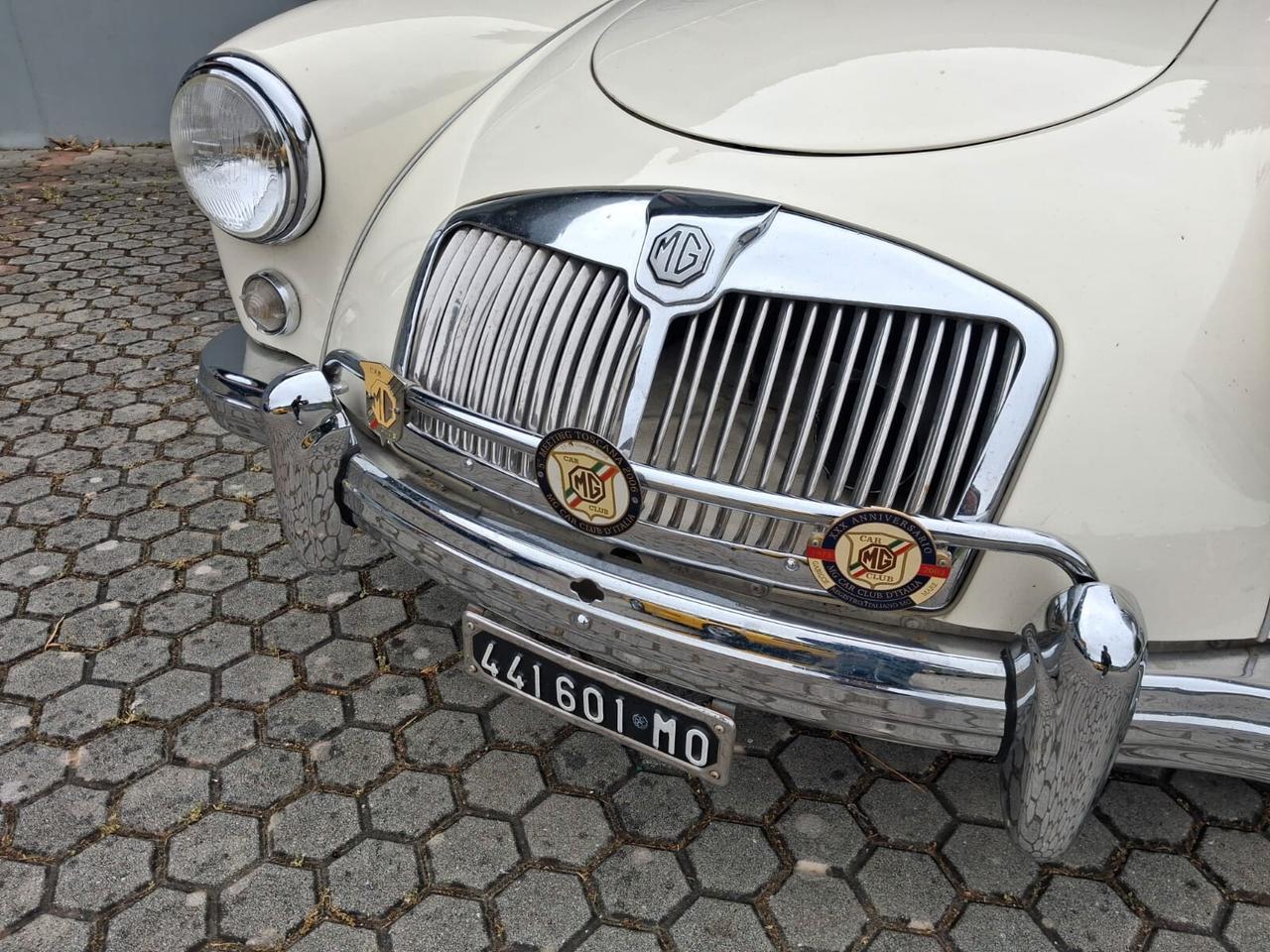 Mg MGA 1500
