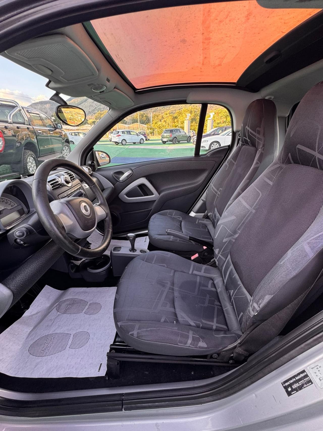 Smart ForTwo 1000 52 kW coupe limited one