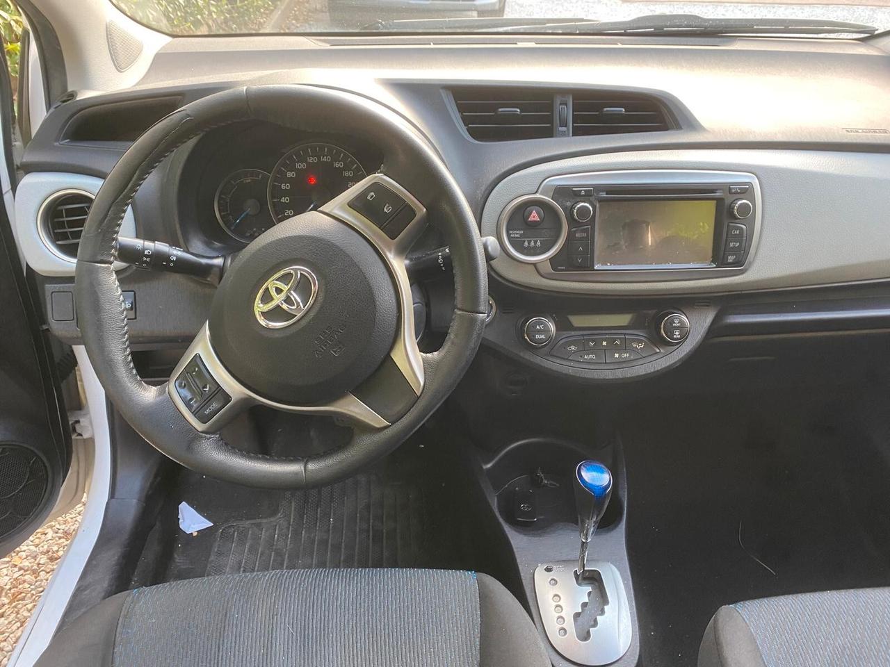 Toyota Yaris 1.5 130 Hybrid 5 porte Lounge