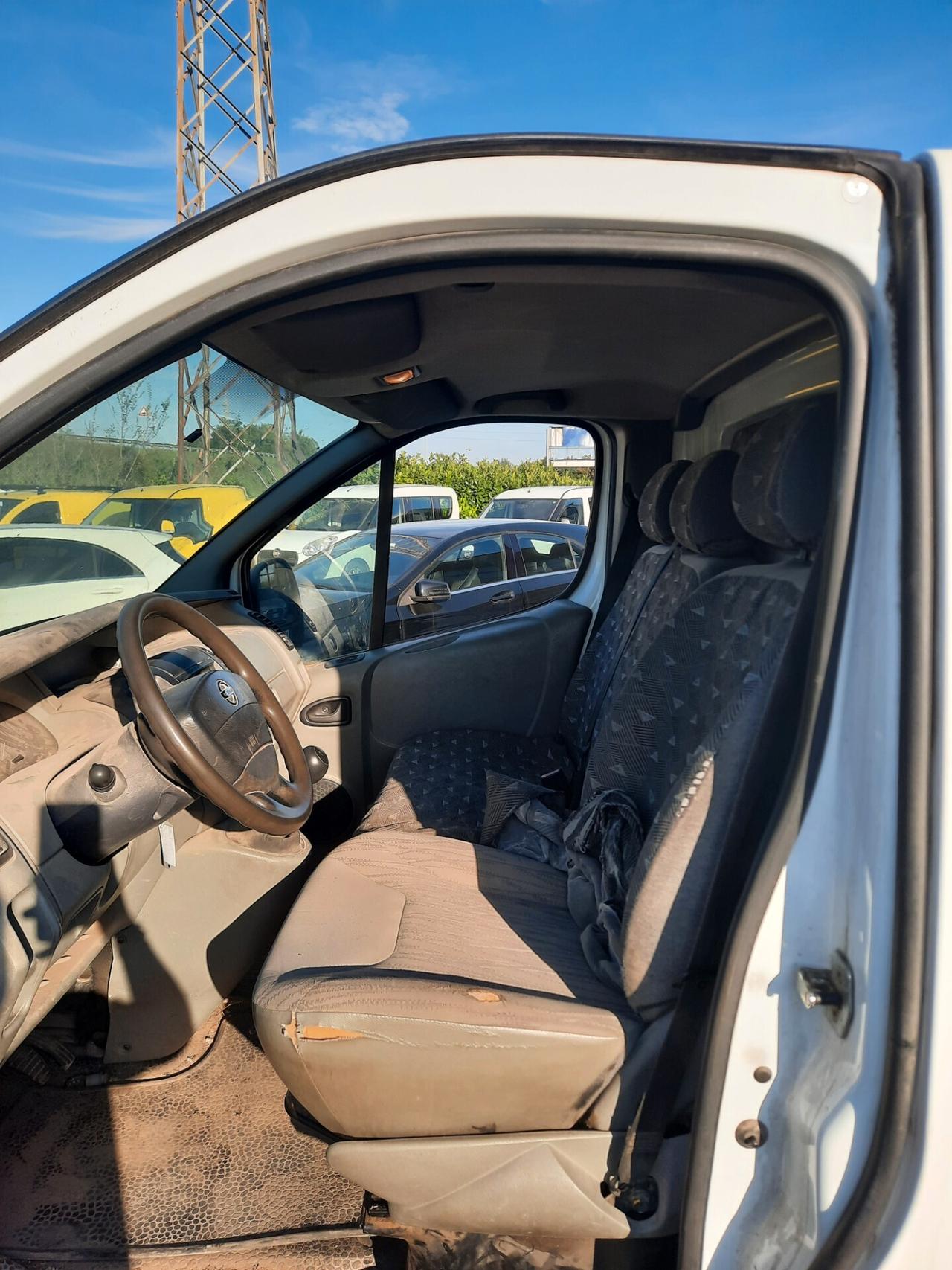 Nissan Primastar V27 2.0 dCi 115CV PC-TN Furgone Easy