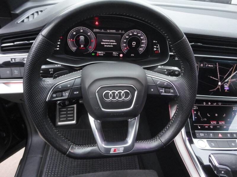 AUDI Q8 Q8 50 TDI 286 CV quattro tiptronic Sport