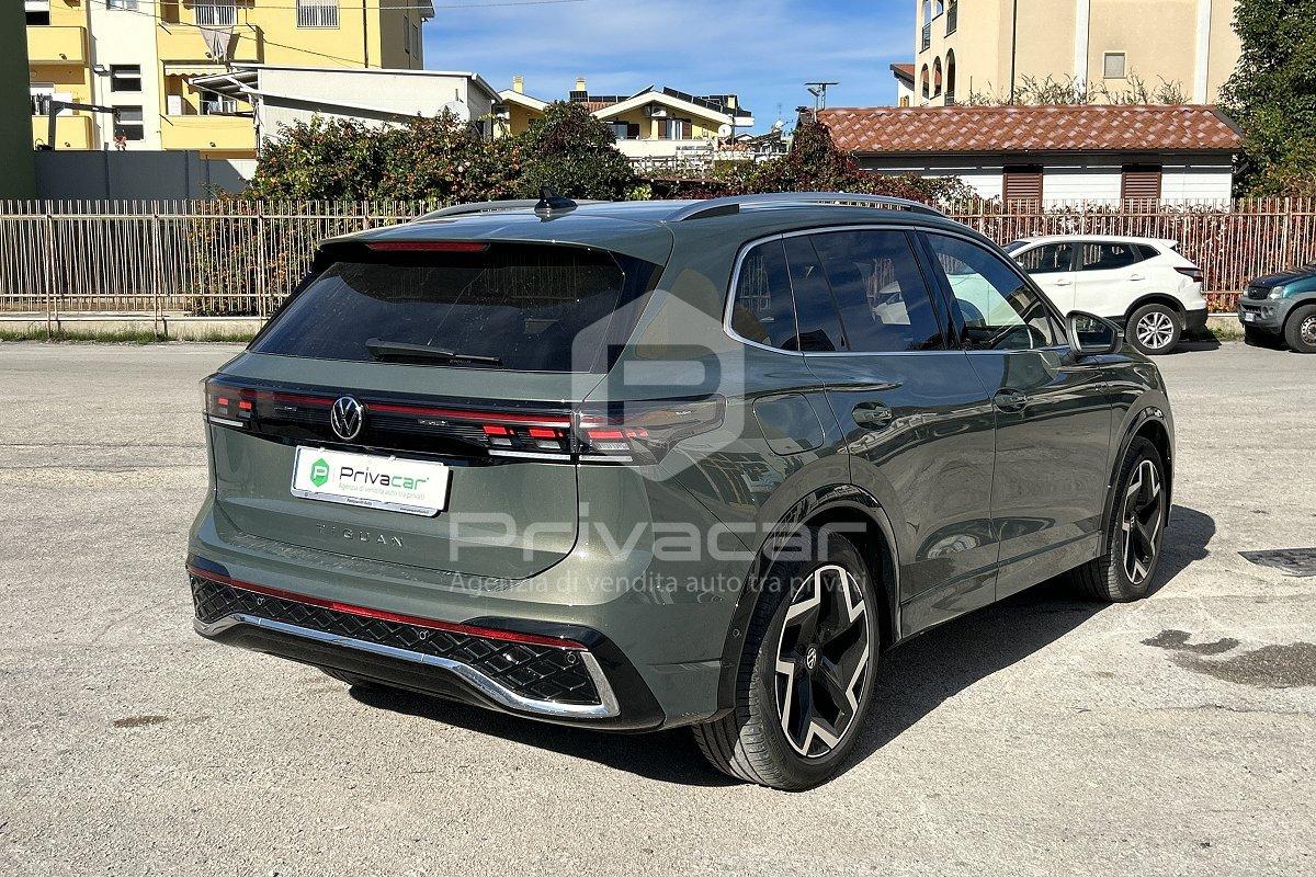 VOLKSWAGEN Tiguan 2.0 TDI 150 CV DSG R-Line