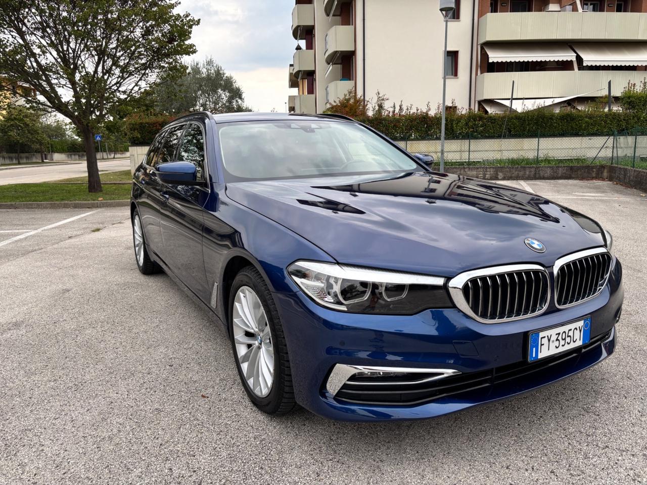 Bmw 520 520d xDrive Luxury