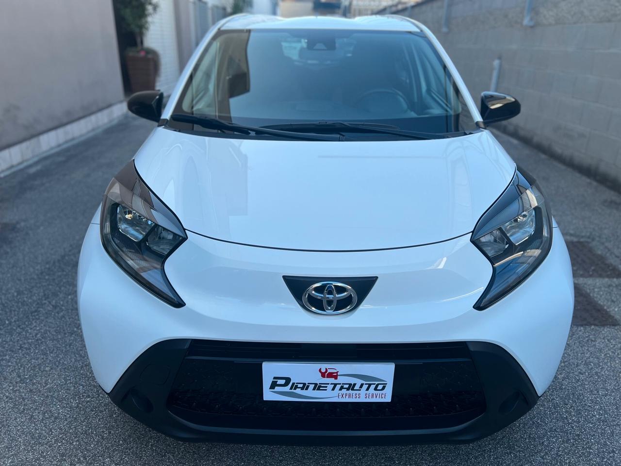 Toyota Aygo X 1.0 benz. 72cv Active CARPLAY/CAMERA/ACC