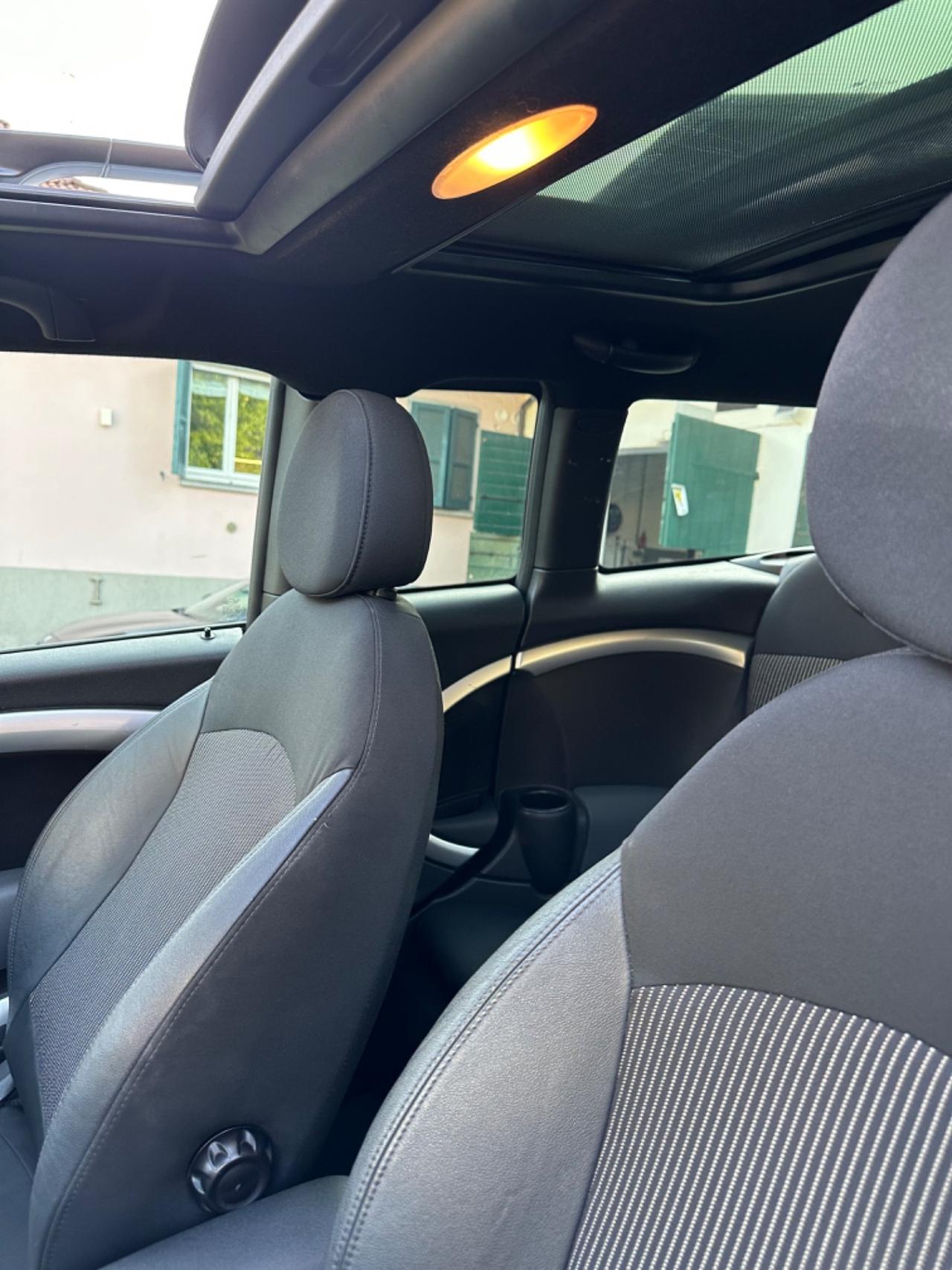 Mini CLUBMAN COOPER D KMCERT UNICOPR TETTO