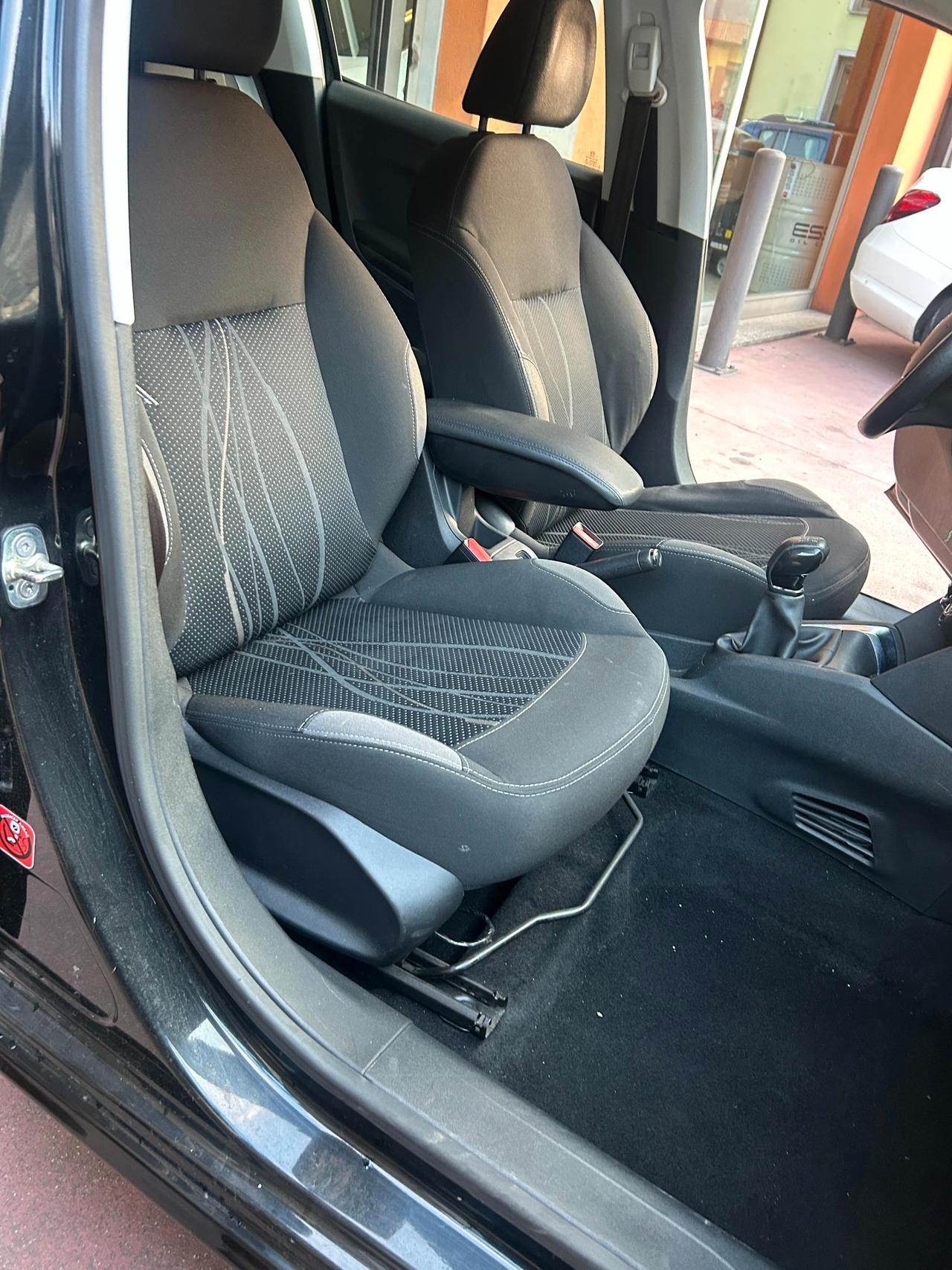 Peugeot 208 5 Porte 208 5p 1.2 puretech (vti) 12v Active