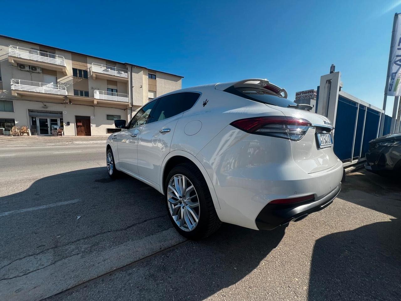 Maserati Levante V6 430 CV AWD Modena Ultima NOLEGGIO/RISCATTO