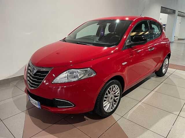 Lancia Ypsilon 1.2 69 CV 5 porte Elefantino