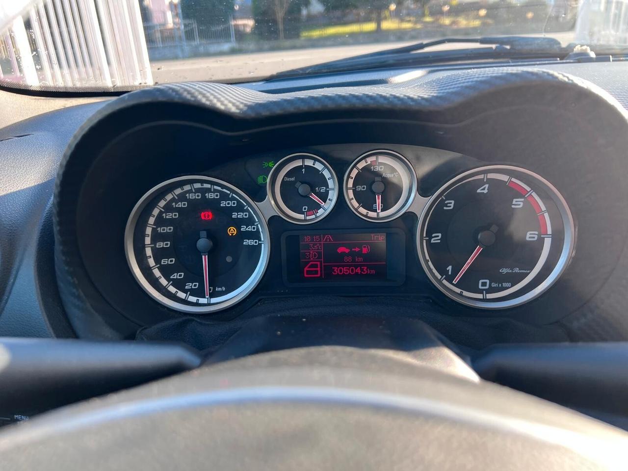 Alfa Romeo MiTo 1.6 JTDm 16V Distinctive Sport Pack