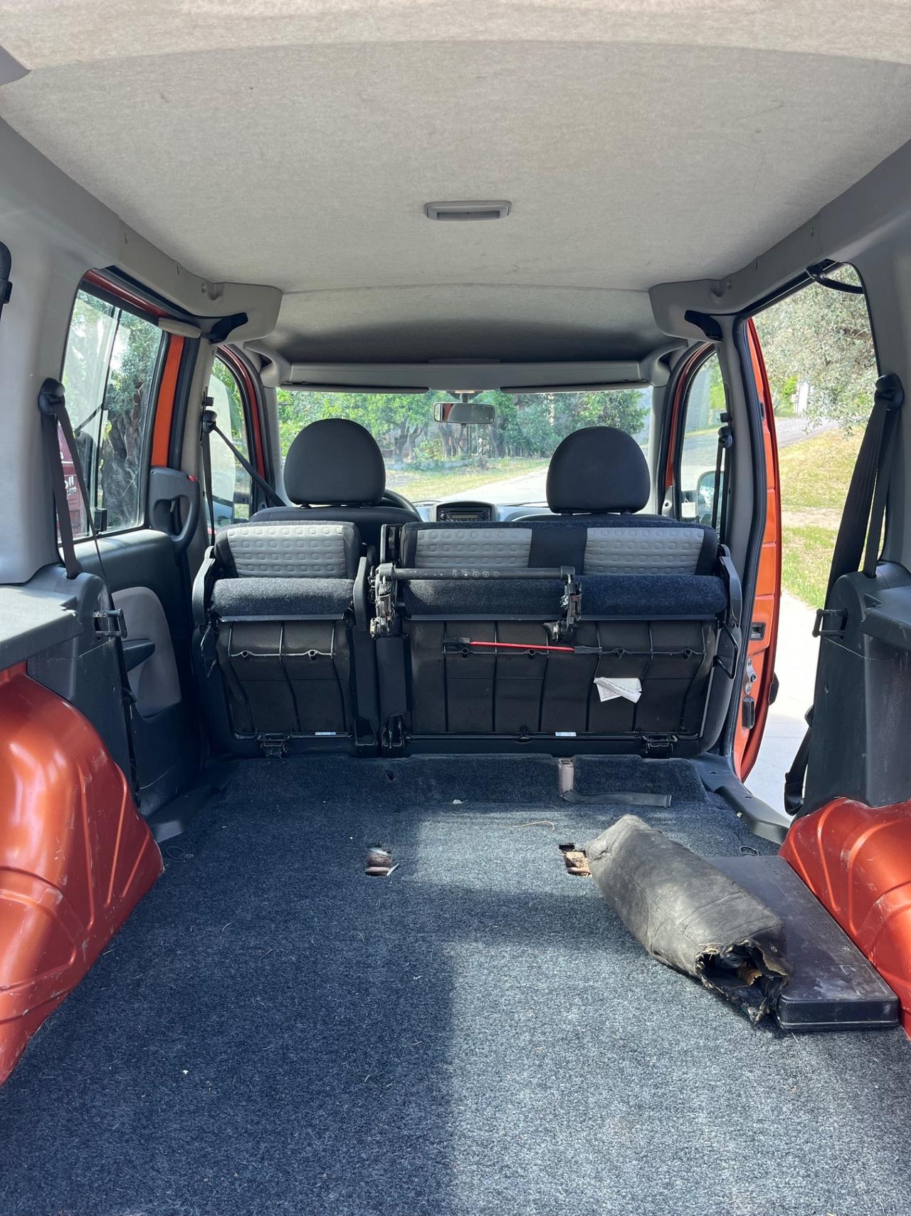 Fiat Doblo 1.9 MTJ 105CV EURO4 SOLO 90.000KM UNICO LEGGI