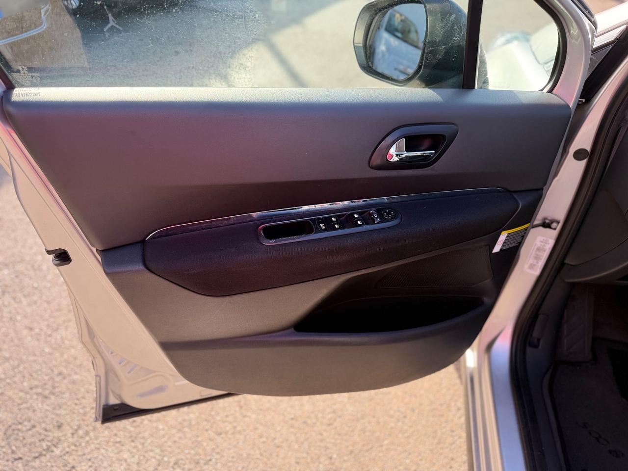 Peugeot 3008 1.6 HDi 110CV Premium