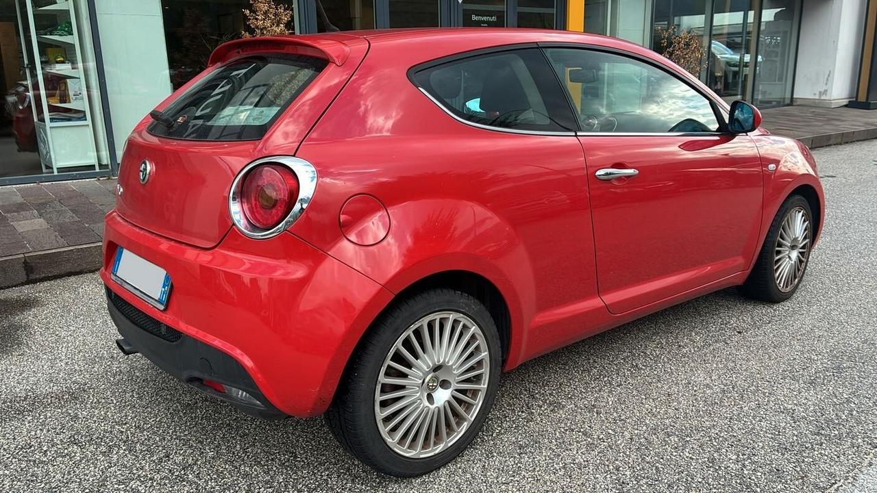 Alfa Romeo MiTo 1.4 T 120 CV Distinctive Sport Pack