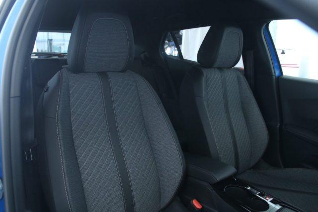 PEUGEOT 2008 PureTech 130 S&S EAT8 Allure Vision pack