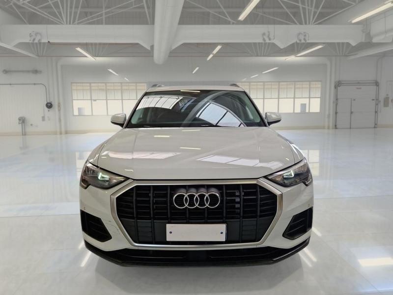 AUDI Q3 45 TFSI e S tronic Business