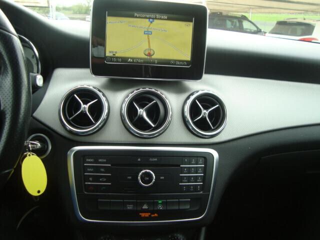 Mercedes-benz GLA 200 d Automatic Sport