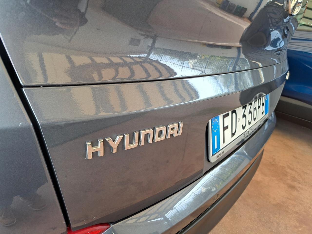 Hyundai Tucson 1.7 CRDi XPOSSIBLE + GANCIO TRAINO