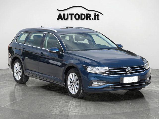 VOLKSWAGEN Passat Variant 2.0 TDI EVO 150cv Business Fari LED, Navi, Ambient