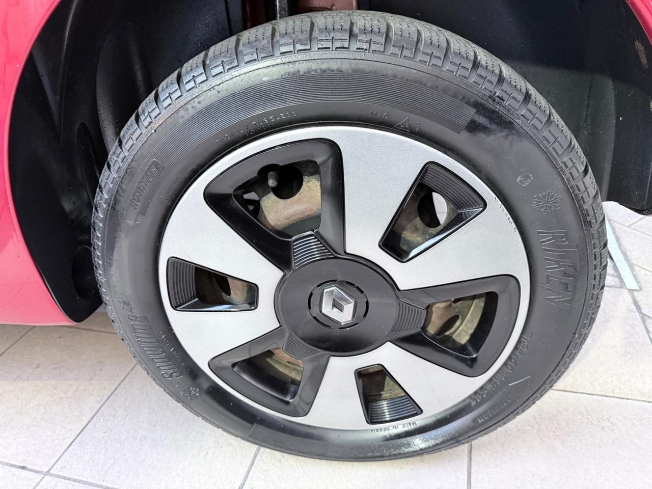 Renault Twingo TCe 90 CV EDC Sport