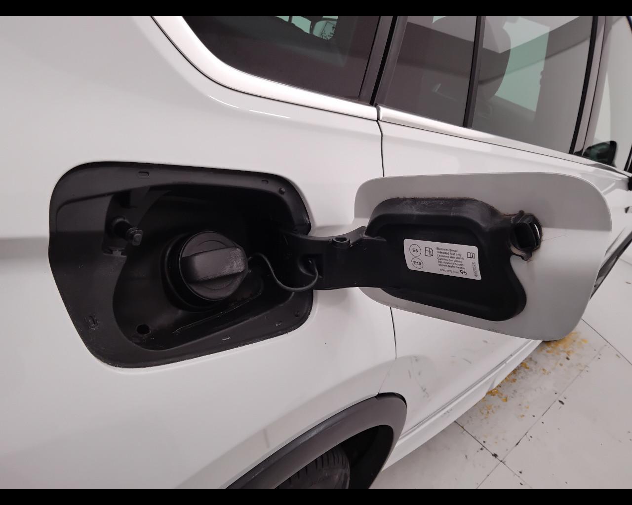 VOLKSWAGEN Tiguan II 2021 - Tiguan 1.5 tsi R-Line 150cv dsg